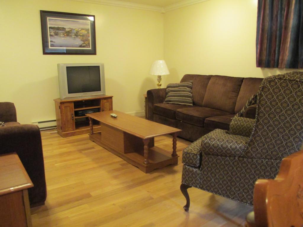Comerford'S Ocean View Suites Holyrood Exteriör bild