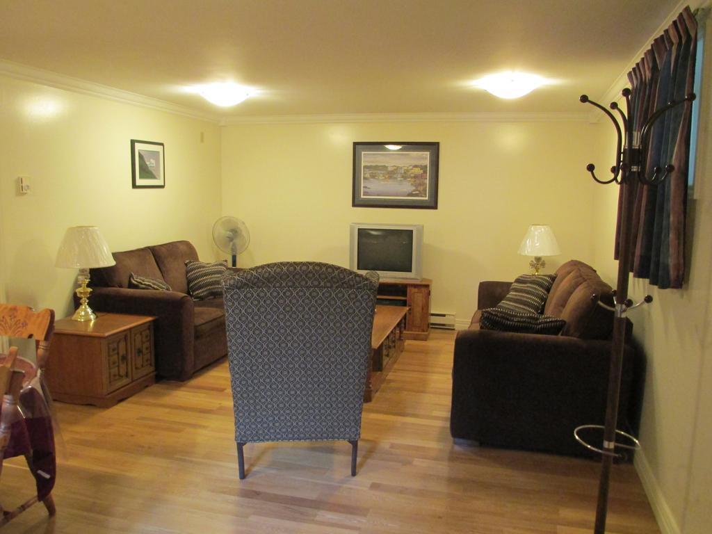 Comerford'S Ocean View Suites Holyrood Exteriör bild